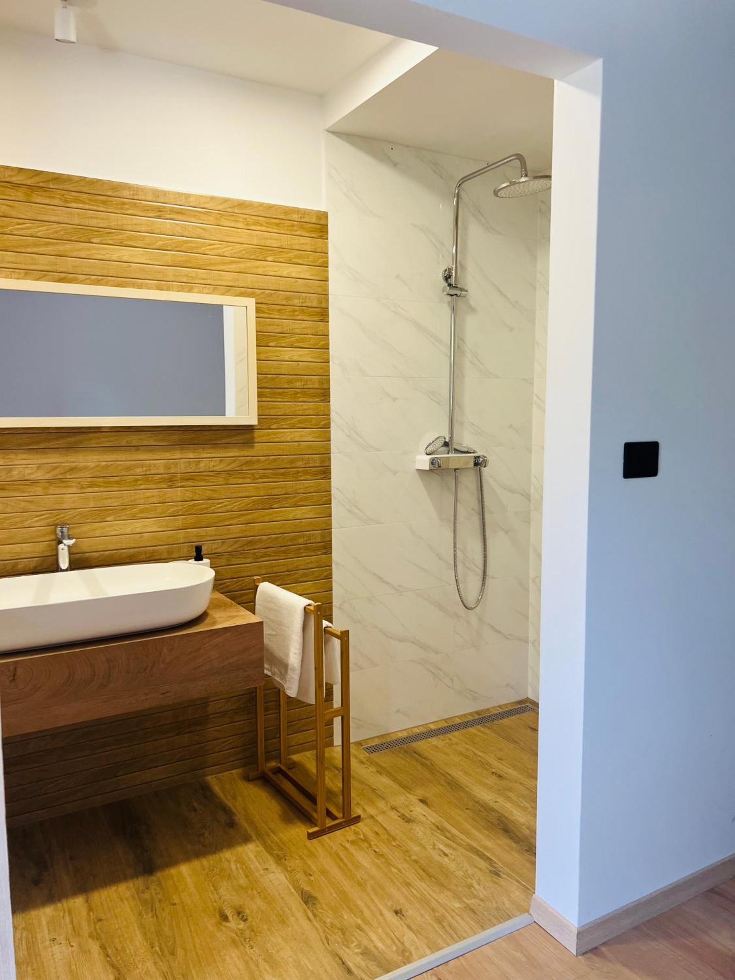 Vila Prisunca Jacuzzi & Swimming Pool Pazin Buitenkant foto